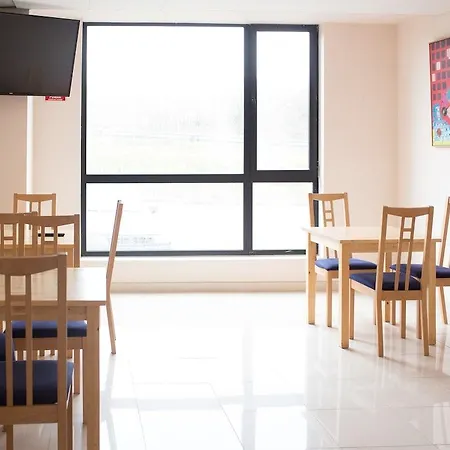 Hotel Puerta De Santillana