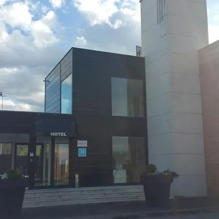 Puerta De Santillana Hotel Reocin