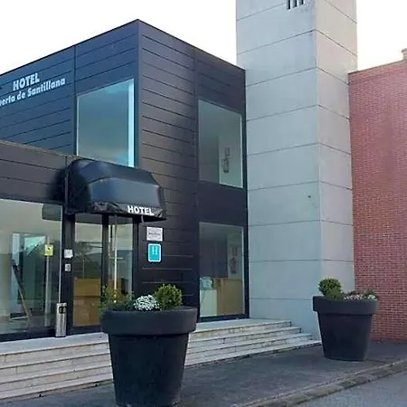 Puerta De Santillana Hotell Reocín