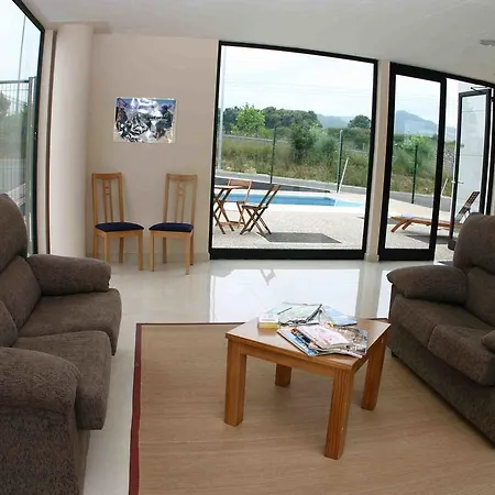 Puerta De Santillana Hotel 3*