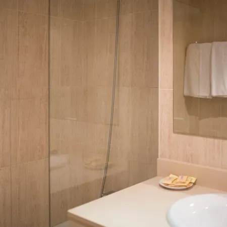 Puerta De Santillana Hotel Reocin