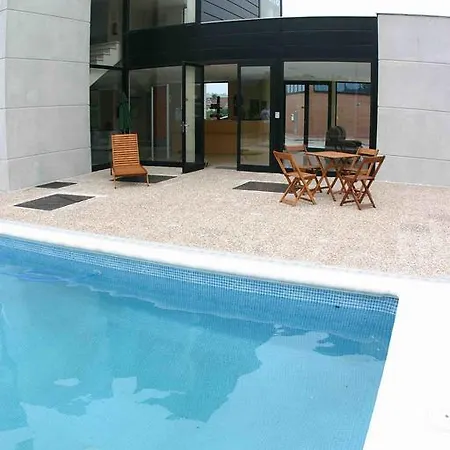 Hotel Puerta De Santillana 3*