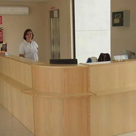 Puerta De Santillana Hotell