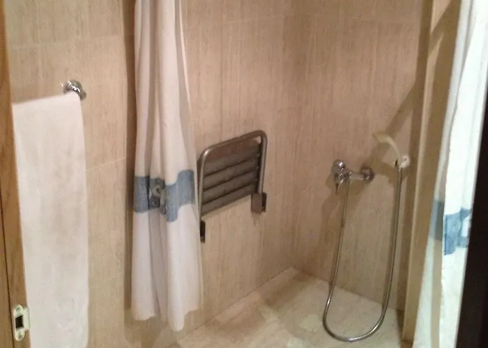 Puerta De Santillana מלון Reocín