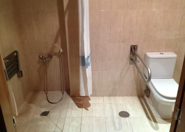 Puerta De Santillana