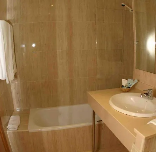 Puerta De Santillana 3* Reocín