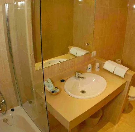 Puerta De Santillana Hotel Reocin