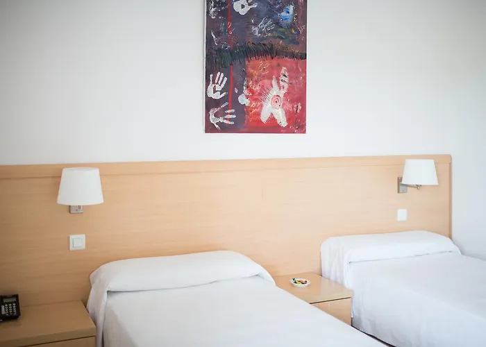 Puerta De Santillana 3* Reocín