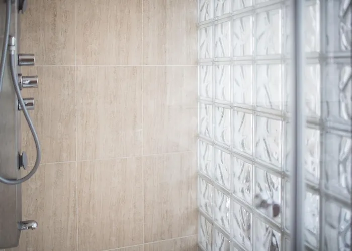 מלון Puerta De Santillana Reocín