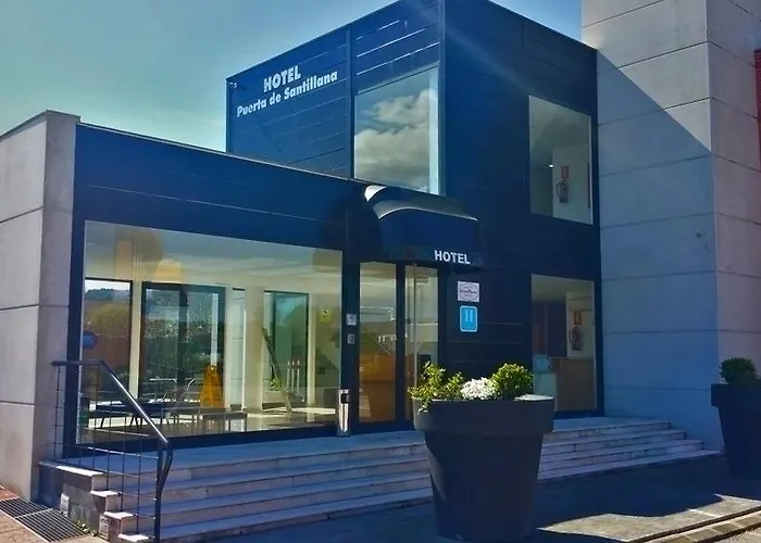 Puerta De Santillana 3* Reocín