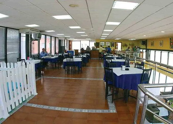 Hotel Puerta De Santillana Reocin